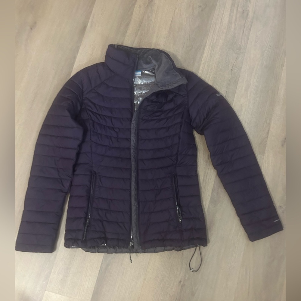 COLUMBIA Women's purple puffer Jacket